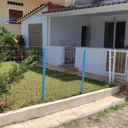 Luxury Seaside House With 2 Bathrooms Ksamil Exterior photo